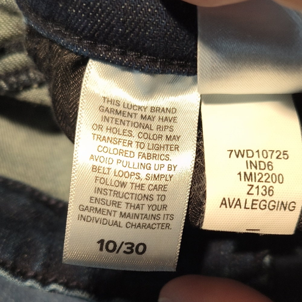 sac313🍀Ava High Rise Jegging w/27" Inseam Lucky Brand Denim Jeans Size 10 - Picture 8 of 9